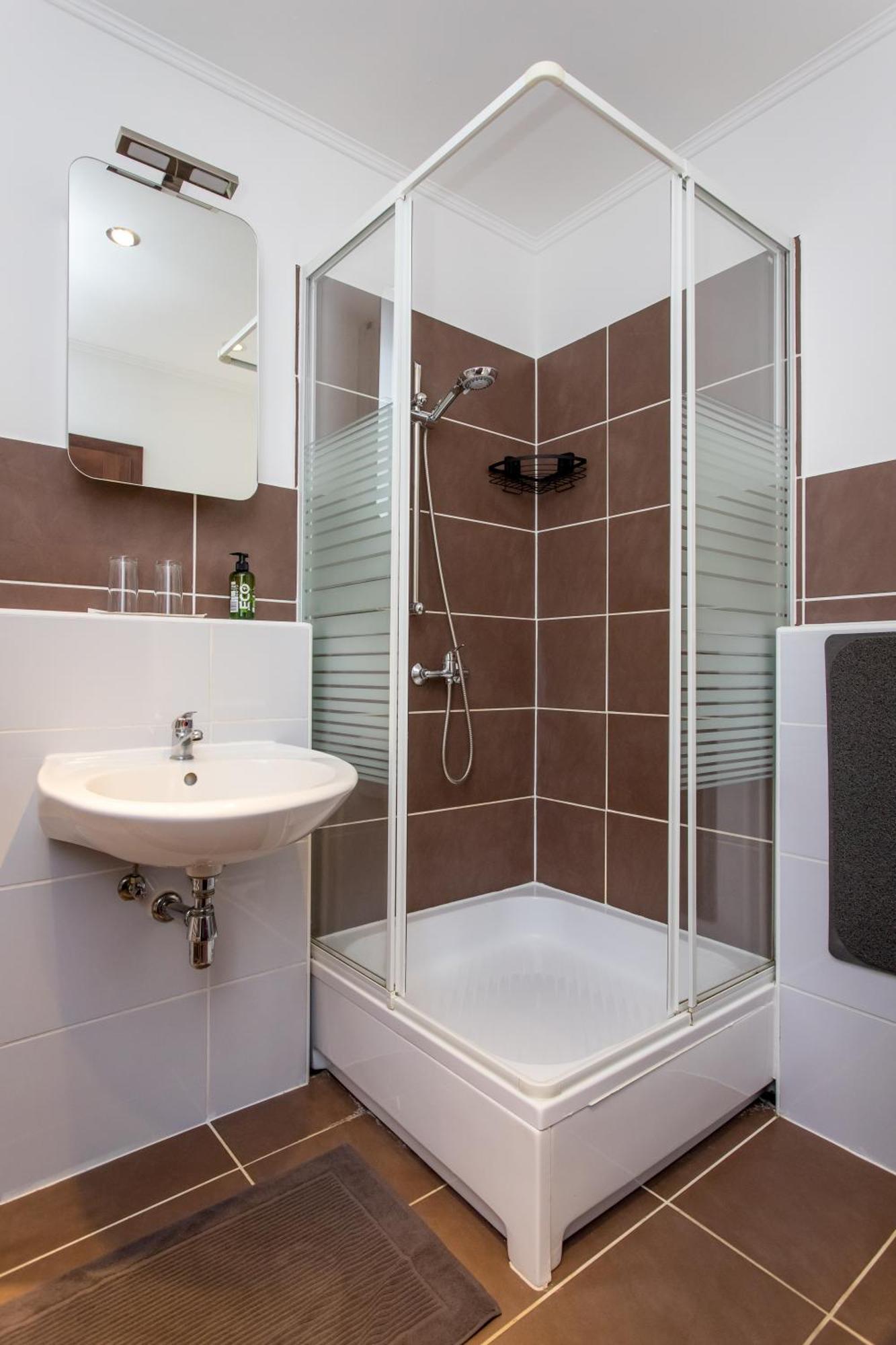 Cocoon Apartment *